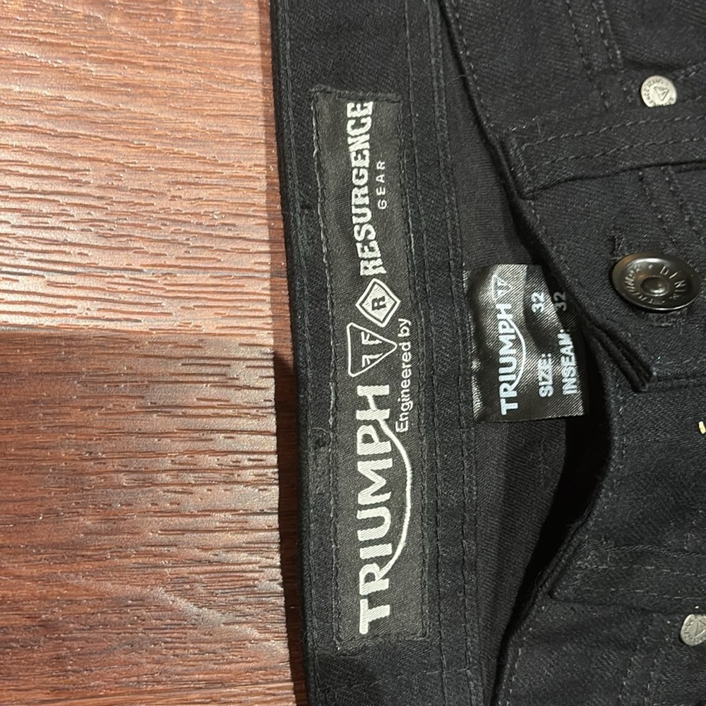 Triumph Black Resurgence Gear Riding Pants with Knee Pads - Picture 2 of 4